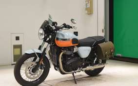 TRIUMPH BONNEVILLE T100 2023