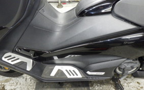 YAMAHA T-MAX 530 DX 2018 SJ15J
