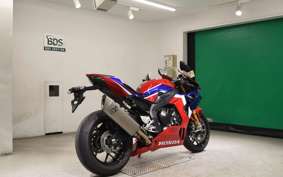 HONDA CBR1000RR RSP 2021 SC82