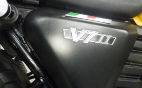 MOTO GUZZI V7 STONE 2 2016