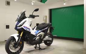 HONDA X-ADV 750 2026 RH21