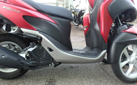 YAMAHA TRICITY 125 SE82J