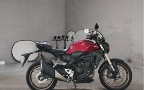HONDA CB250R MC52