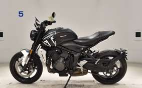 TRIUMPH TRIDENT 660 2021