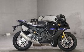 YAMAHA YZF-R1 M 2025 RN65