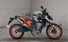 KTM 890 DUKE GT 2024 TU940