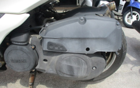 YAMAHA MAJESTYS SG28J