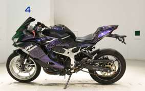 KAWASAKI ZX-25R 2008