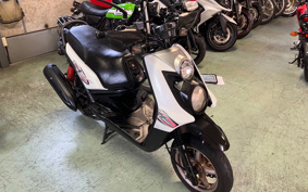 YAMAHA BW*S 125X Fi SE45