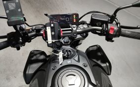 HONDA CB650R 2023 RH03