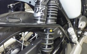 TRIUMPH BONNEVILLE T100 2023