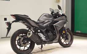 YAMAHA YZF-R25 2010 RG10J