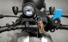 OTHER  MAT A YELLOW  MANY 250 ..