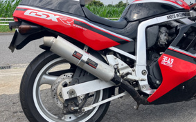 SUZUKI GSX-R750 1988 GR77C