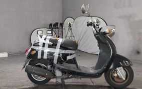 YAMAHA VINO 125 SE24