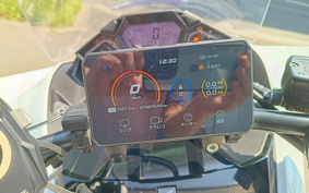 HONDA NM4 VULTUS -02 2014 RC82