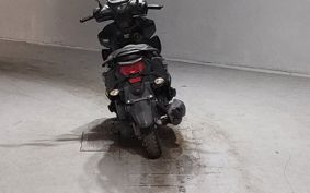 YAMAHA CYGNUS RAY ZR SEG4