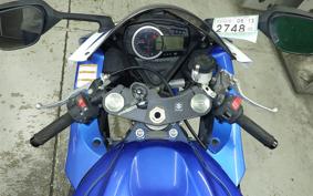 SUZUKI GSX-R600 2012