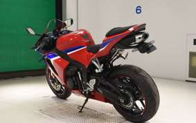 HONDA CBR600RR 2025 PC40