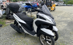 YAMAHA TRICITY 125 SE82J