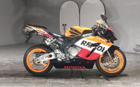 HONDA CBR1000RR 2005 SC57