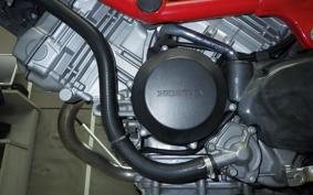HONDA VTR 250 Gen. 2 MC33