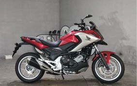 HONDA NC750X 2018 RC90