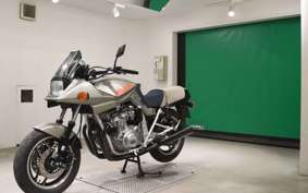SUZUKI GSX750S KATANA 1983 GS75X