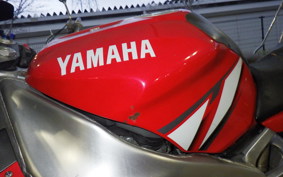 YAMAHA YZF-R1 2002