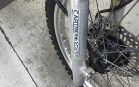 HONDA XLR250R Gen.4 MD22