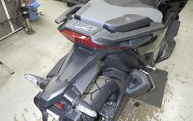 HONDA X-ADV 750 2026 RH21