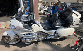 HONDA GL1800 GOLDWING  2004 SC47