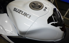 SUZUKI HAYABUSA Gen.3 2021 EJ11A