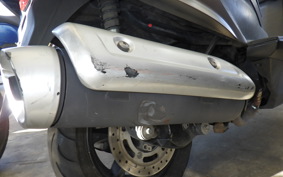 SUZUKI SKYWAVE 200 (Burgman 200)