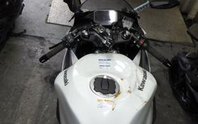 KAWASAKI NINJA ZX-6R A 2025 ZX636J