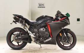 YAMAHA YZF-R1