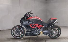 DUCATI DIAVEL CARBON 2012 G100AB