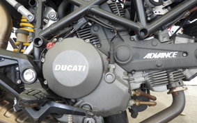 DUCATI HYPERMOTARD 796 2010