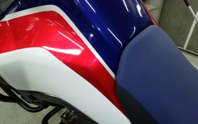 HONDA CRF1000L AFRICA TWIN 2016 SD04