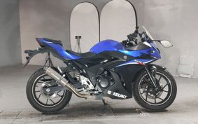 SUZUKI GSX250 R DN11A