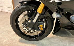 YAMAHA YZF-R6 2006 RJ12