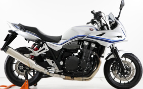 HONDA CB1300SB SUPER BOLDOR 2023 SC54
