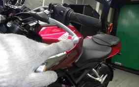 HONDA CB125 R