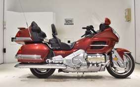HONDA GL 1800 GOLD WING 2001