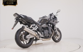 HONDA CB1300SB SUPER BOLDOR 2025 SC54