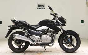 SUZUKI GSR250 2019