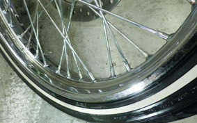 HARLEY XL1200V 2015
