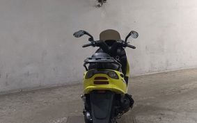 YAMAHA MAJESTY 125 SE27