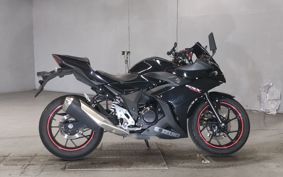 SUZUKI GSX250R DN11A
