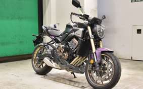 HONDA CB650R E-Clutch 2024 RH17